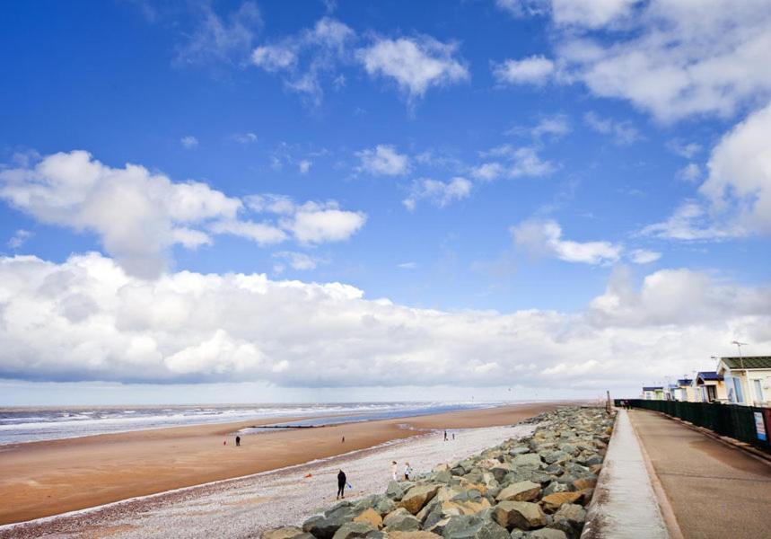 Golden Sands Holiday Park Kinmel Bay Bagian luar foto