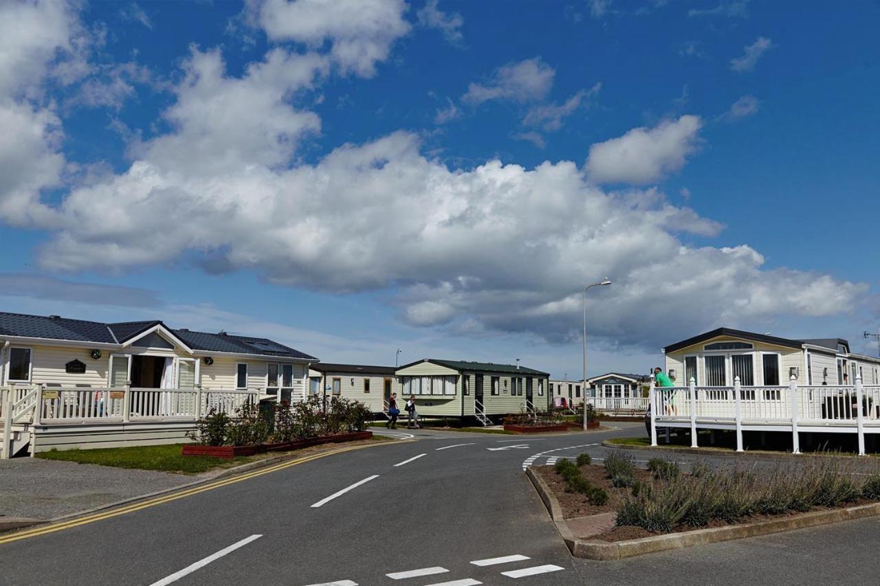 Golden Sands Holiday Park Kinmel Bay Bagian luar foto